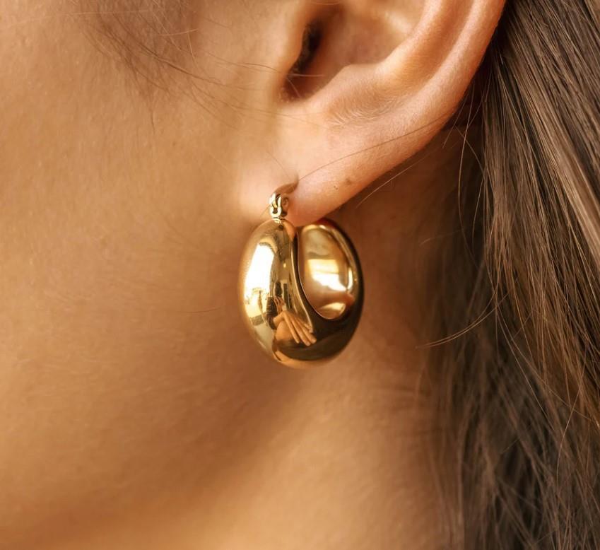 Wholesale Titanium Steel U-shaped Mirror Polished Exquisite Earrings